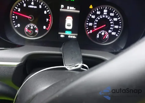 2022 Kia K5 Gt-Line z USA, uszkodzony, nr VIN 5XXG64J25NG113873